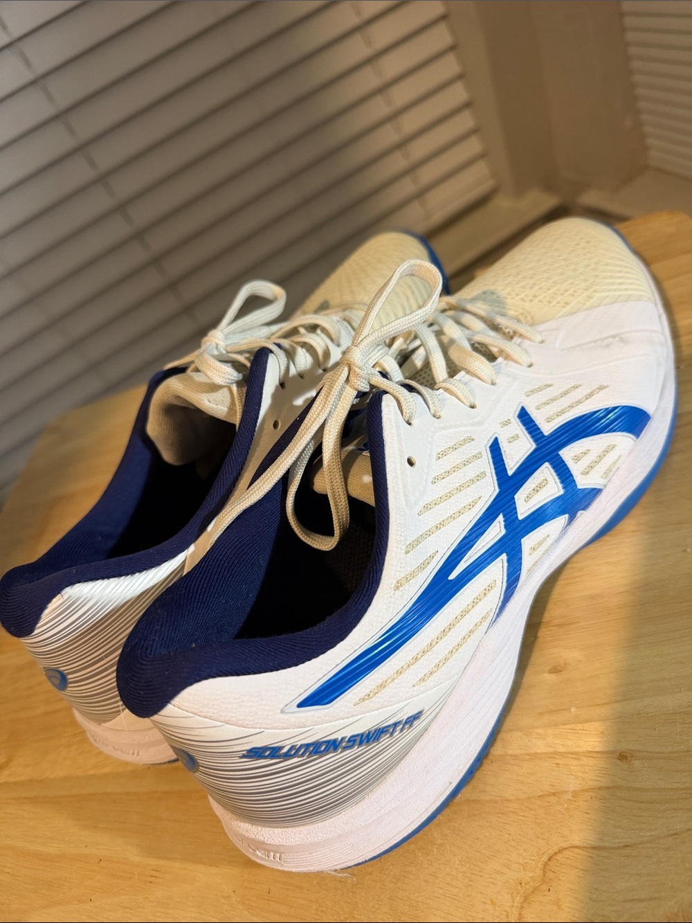 ASICS White & Blue Men's Athletic Running Shoes